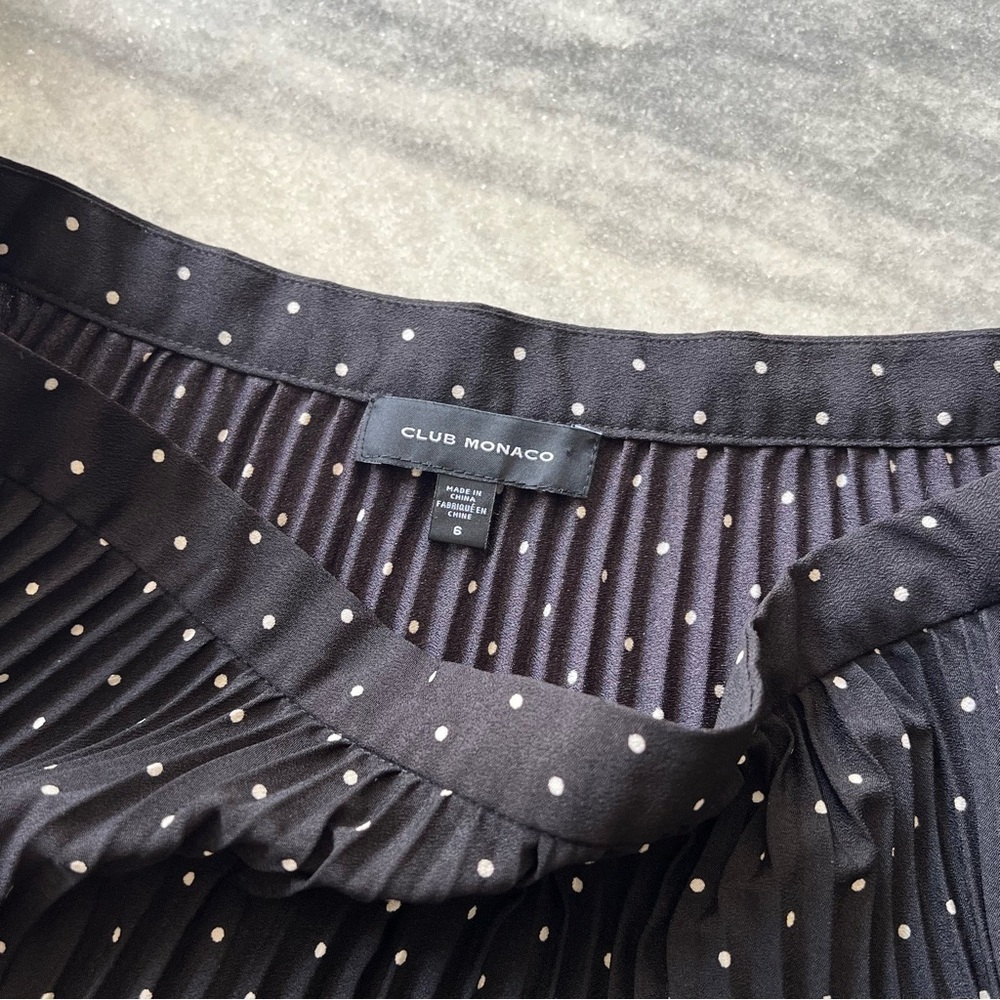 Club Monaco Black and White A-Line Skirt - Picture 2 of 7